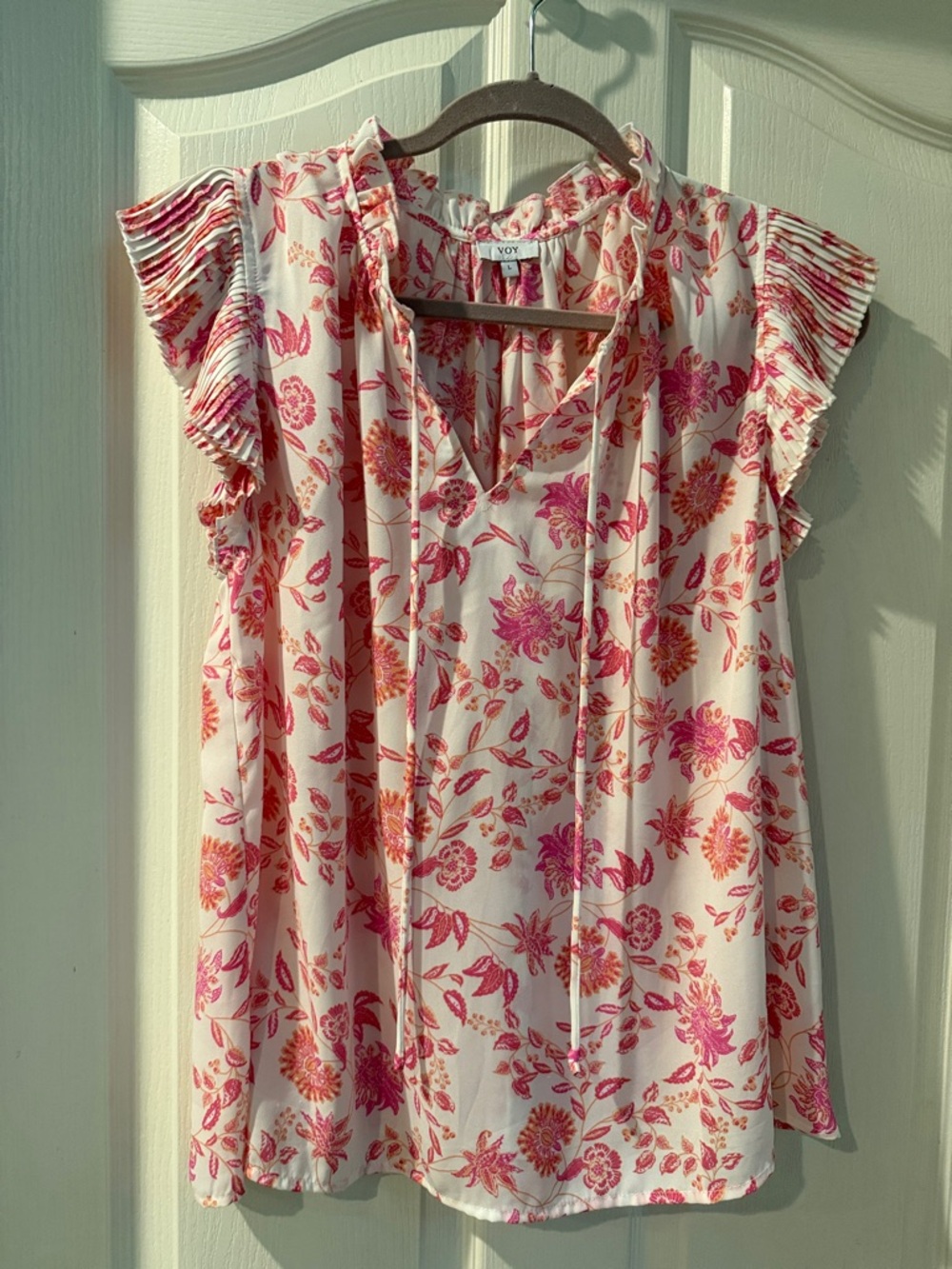 VOY Floral Tie-Neck Flutter Sleeve Blouse - Pink & Coral